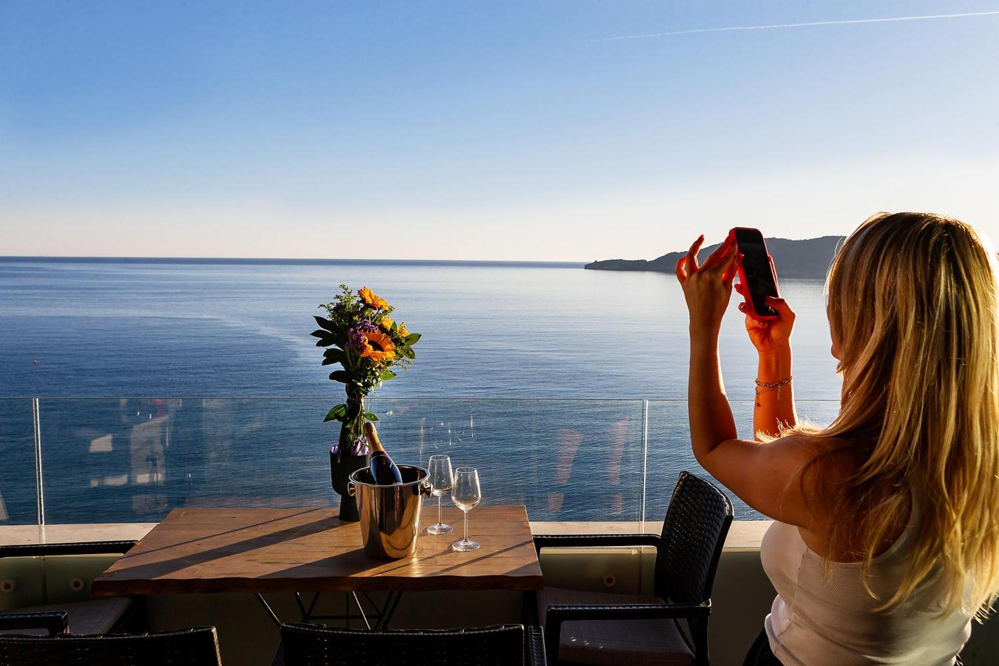 Maresia Boutique Suites Budva Exterior photo