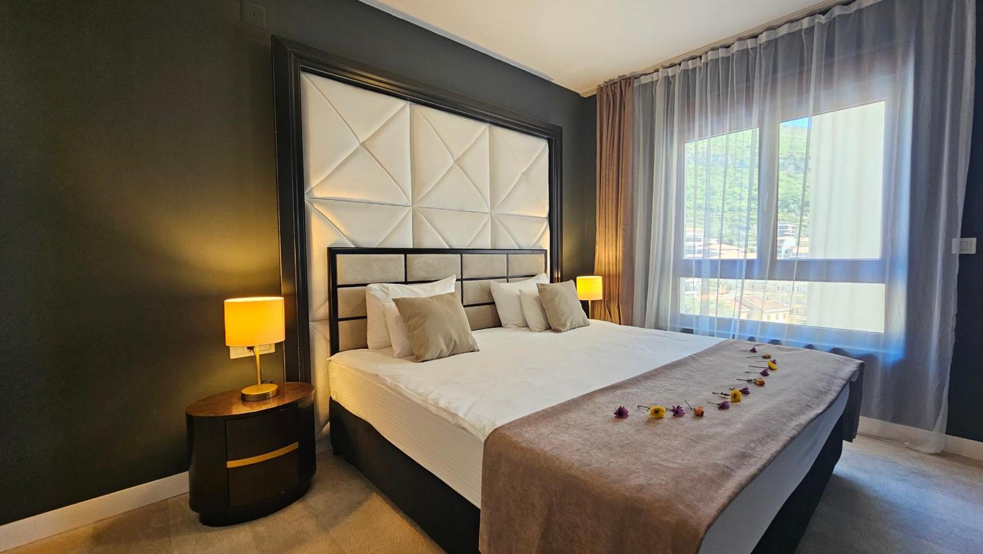 Maresia Boutique Suites Budva Exterior photo