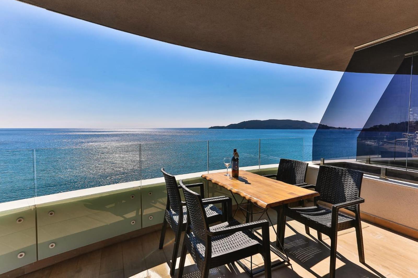 Maresia Boutique Suites Budva Exterior photo